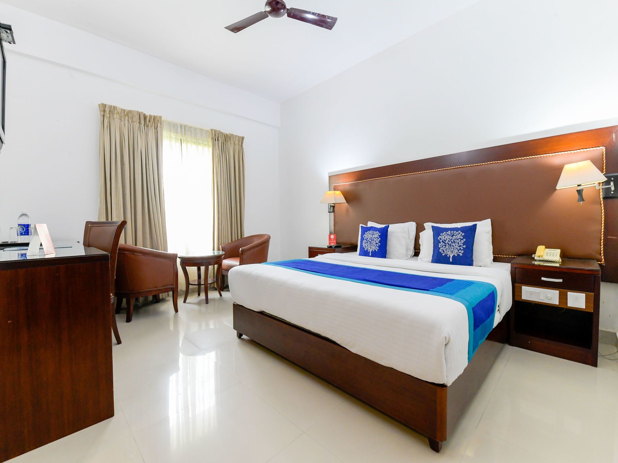 Hotel Oyo 7188 Ajantha Regency Kochi Exterior foto