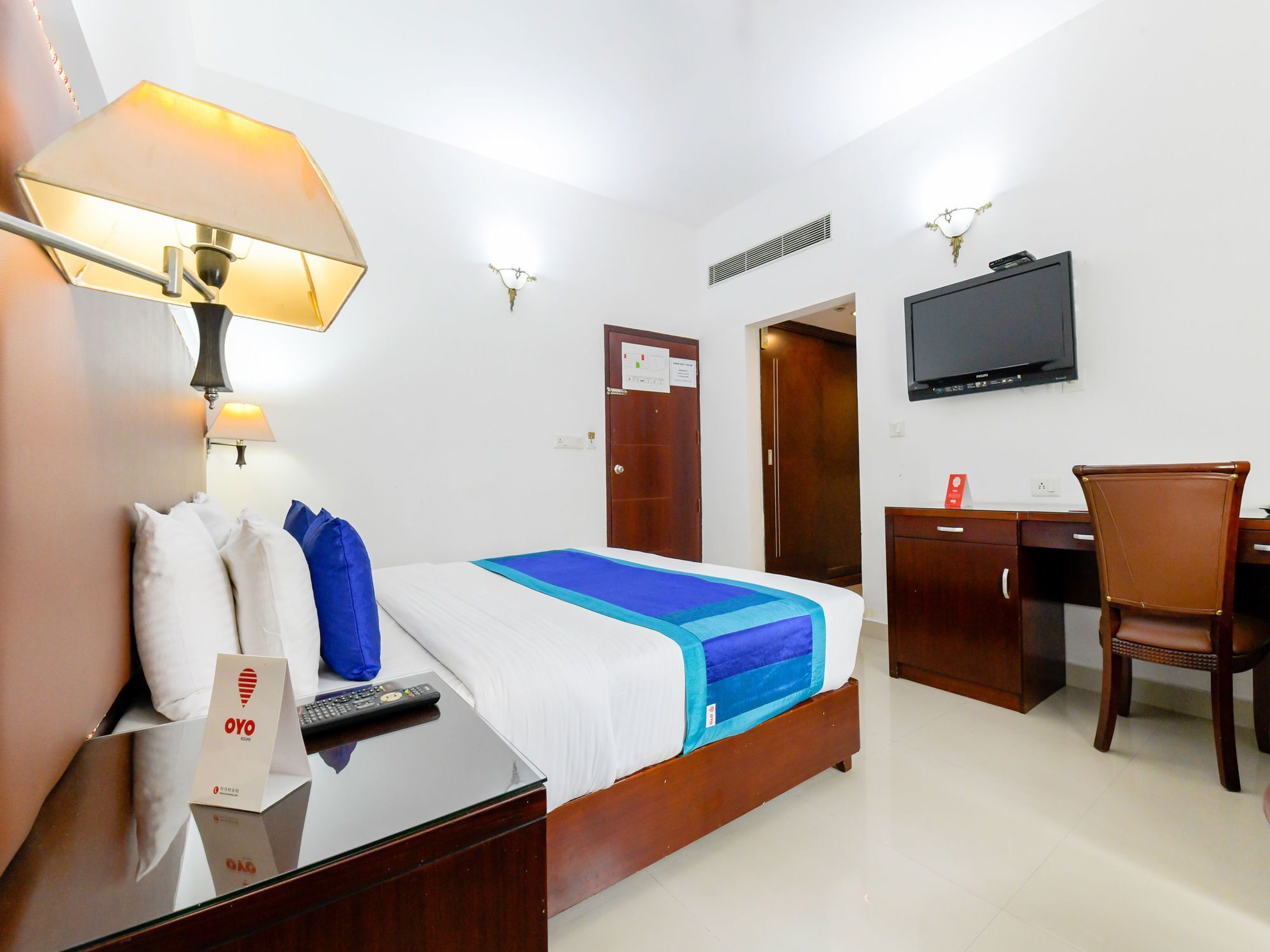Hotel Oyo 7188 Ajantha Regency Kochi Exterior foto